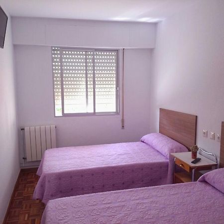 Albergue San Blas Понферада Екстериор снимка