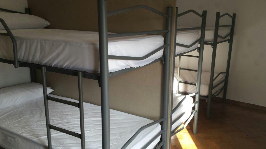 Albergue San Blas Понферада Екстериор снимка